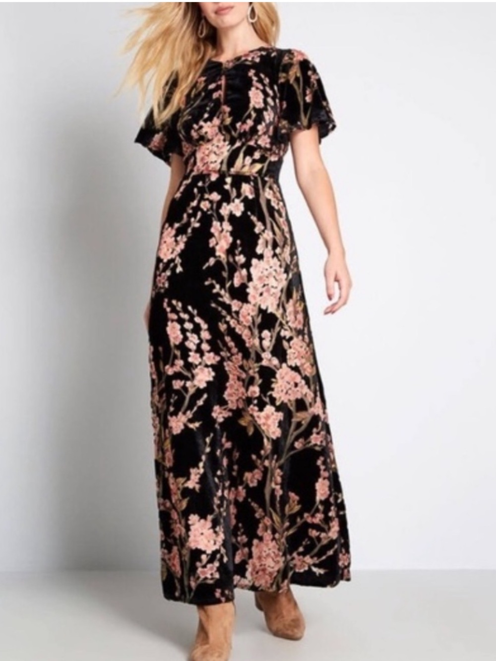 MODCLOTH “Soirée Saunter” Black Velvet Burnout Floral Maxi Dress